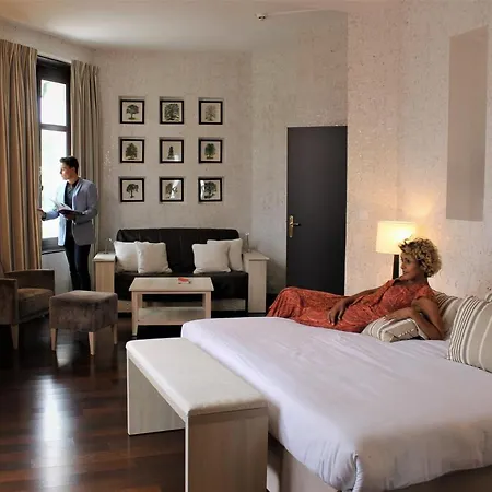 Hotel Logis Les Loges Du Parc