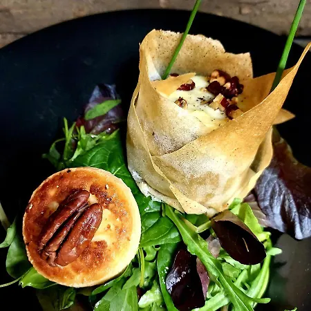 Logis Les Loges Du Parc Hotel