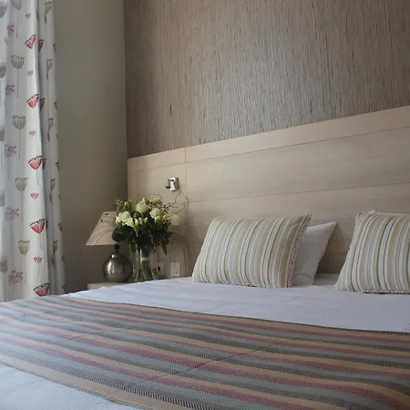 Logis Les Loges Du Parc 4* La Roche-Posay