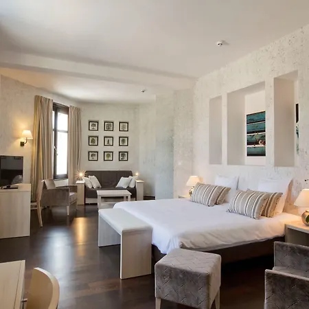 Logis Les Loges Du Parc