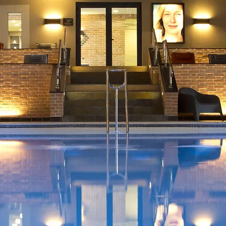 Hotel Logis Les Loges Du Parc La Roche-Posay