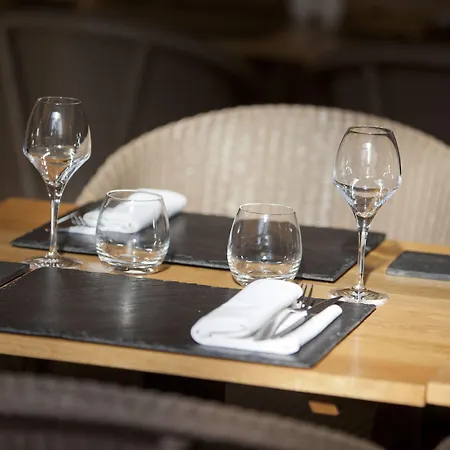 Logis Les Loges Du Parc 4* La Roche-Posay