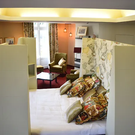 Logis Les Loges Du Parc