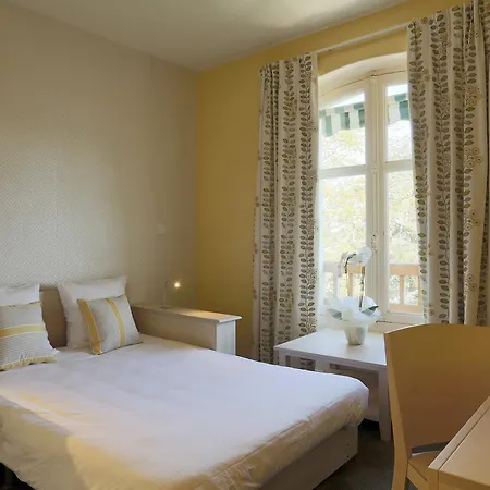 Hotel Logis Les Loges Du Parc