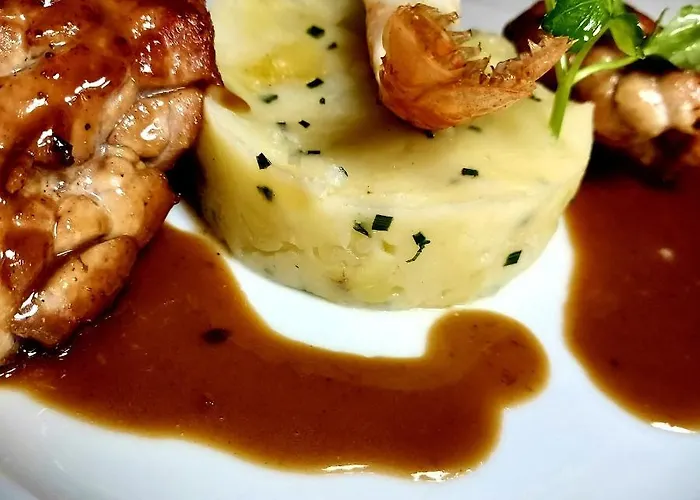 Hotel Logis Les Loges Du Parc La Roche-Posay