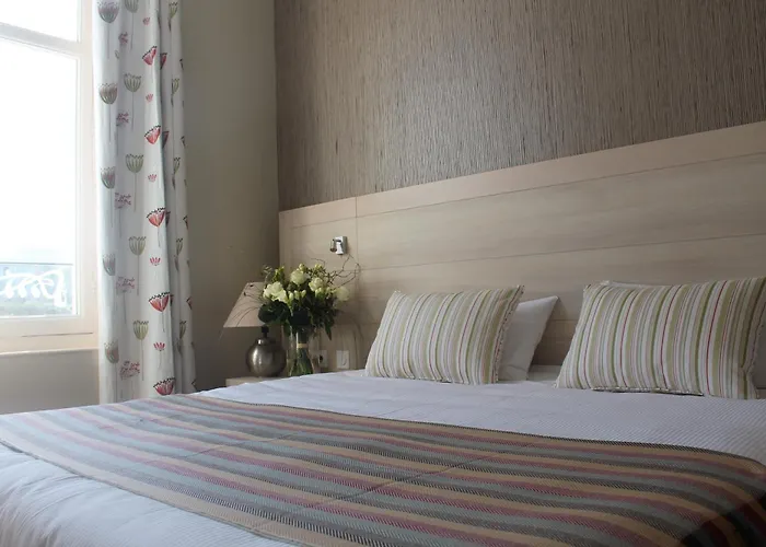 Logis Les Loges Du Parc 4* La Roche-Posay