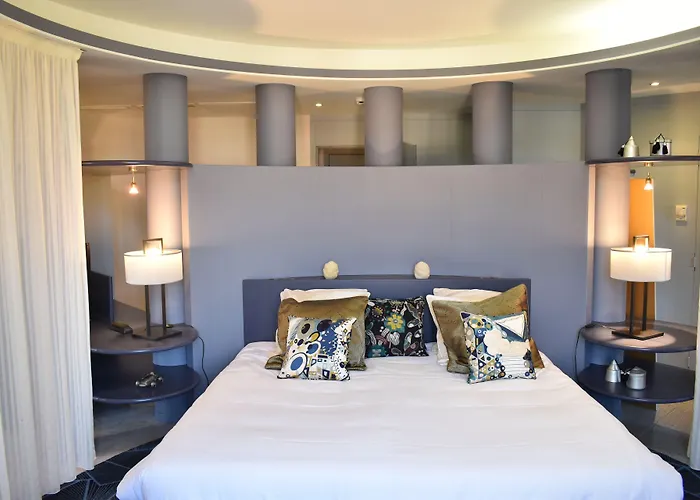 Hotel Logis Les Loges Du Parc La Roche-Posay