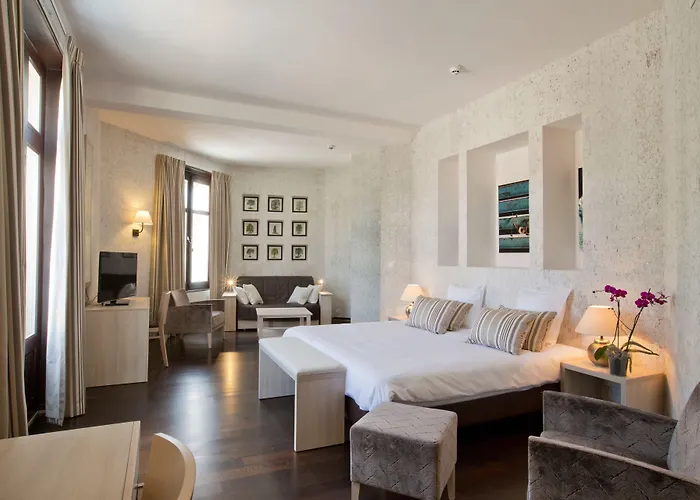 Logis Les Loges Du Parc