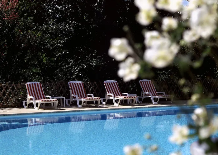 Logis Les Loges Du Parc