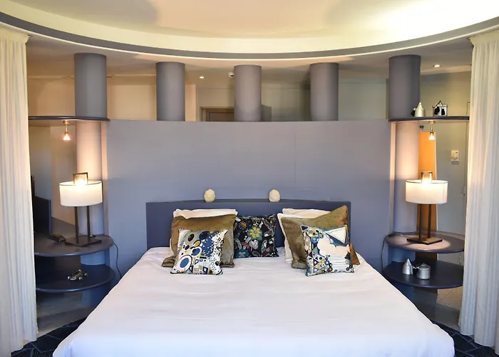 Hotel Logis Les Loges Du Parc