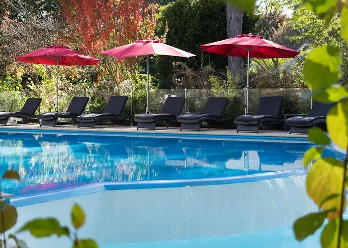 Hotel Logis Les Loges Du Parc La Roche-Posay